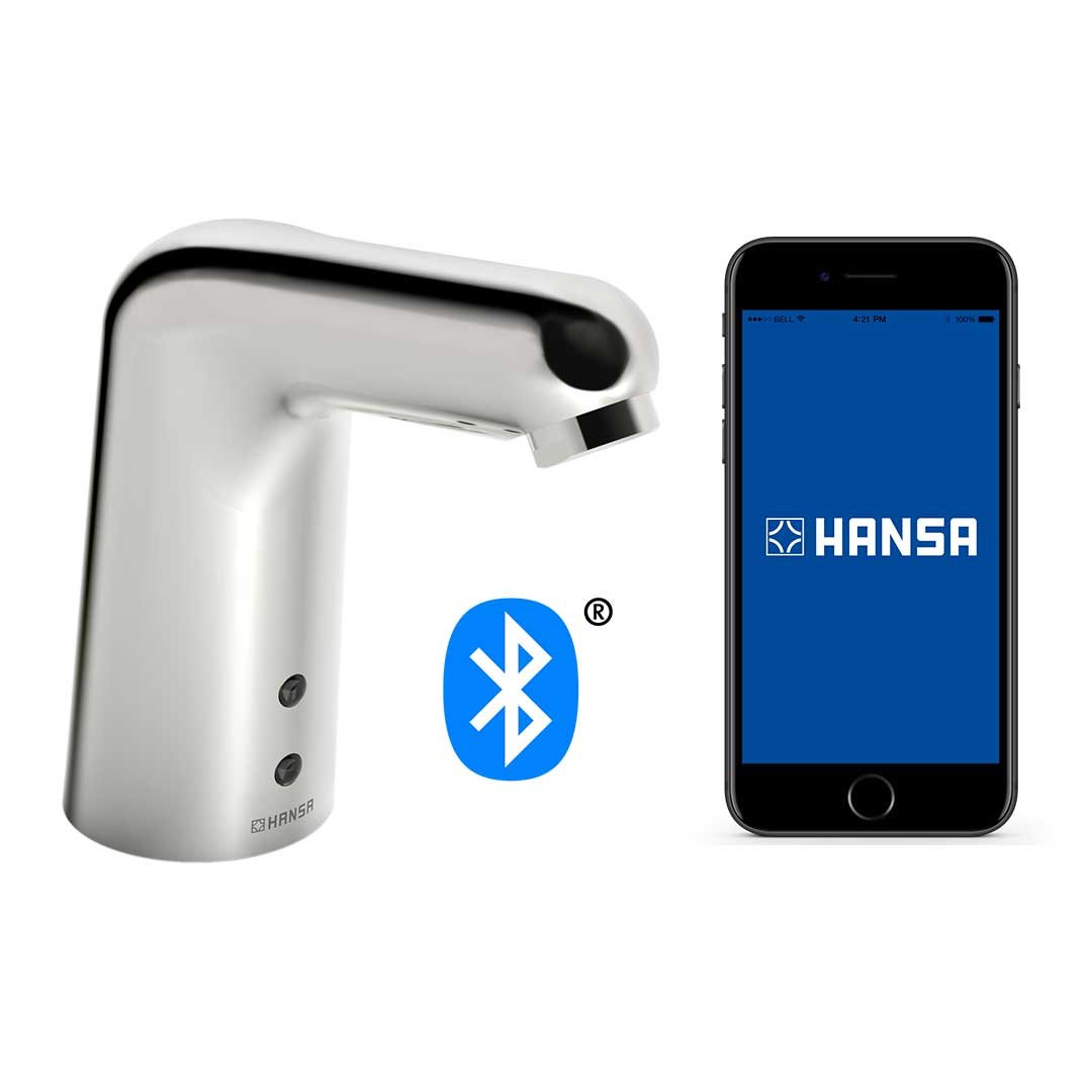 Avec l'application HANSA Connect, vous pouvez configurer les paramètres des robinets sans contact et programmer des chasses d'eau automatiques pour réduire le risque de légionelle 