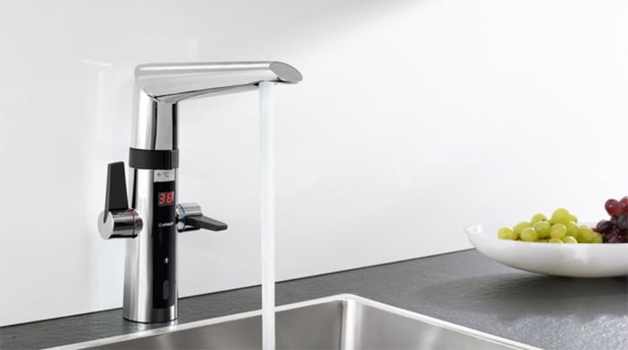 HANSAFIT Hybrid-Küchenarmatur mit berührungsloser Funktion 